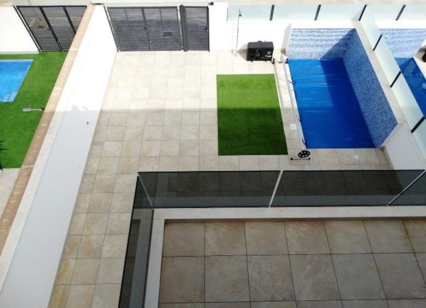 Obra nueva - Adosado - Pilar de la Horadada