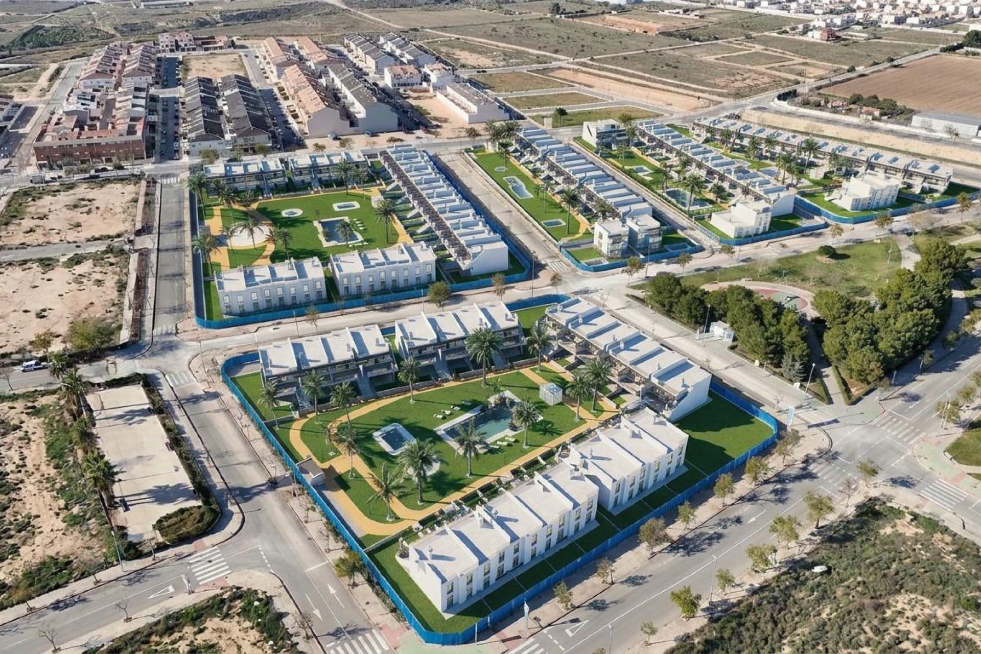 Obra nueva - Adosado - Pilar de la Horadada