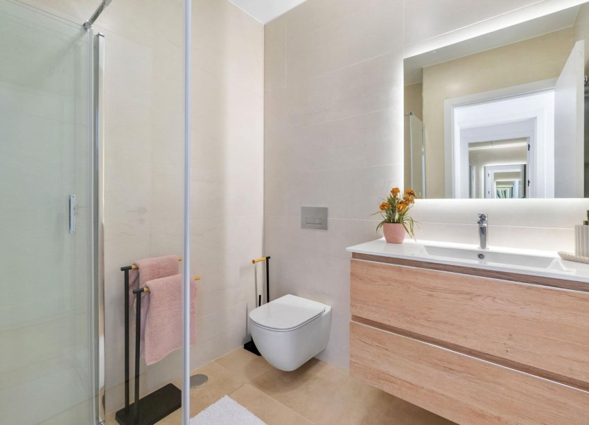 Obra nueva - Adosado - Torrevieja