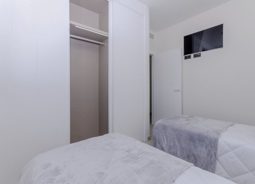 Obra nueva - Adosado - Torrevieja