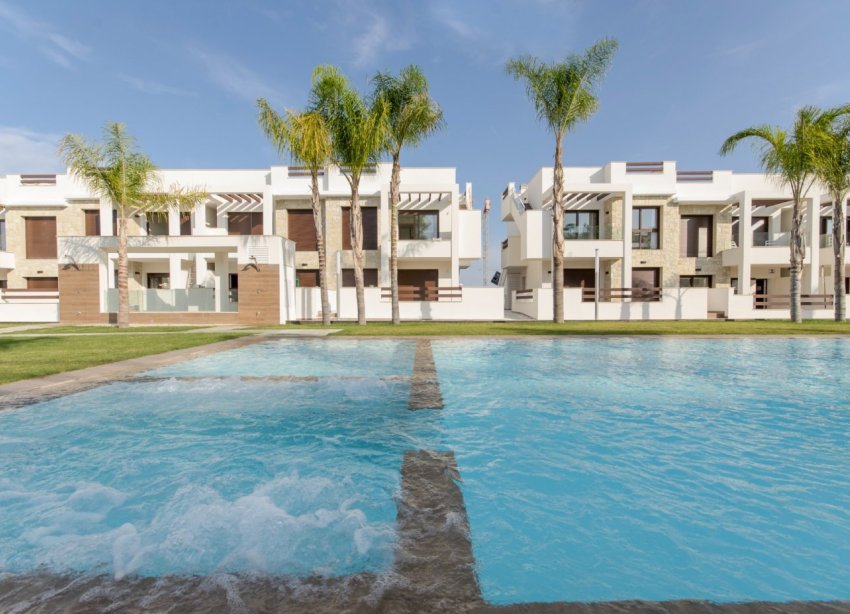 Obra nueva - Adosado - Torrevieja