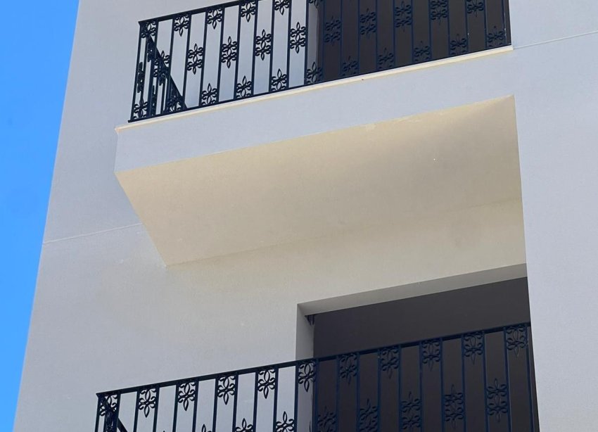 Obra nueva - Apartamento / Dúplex - Bigastro