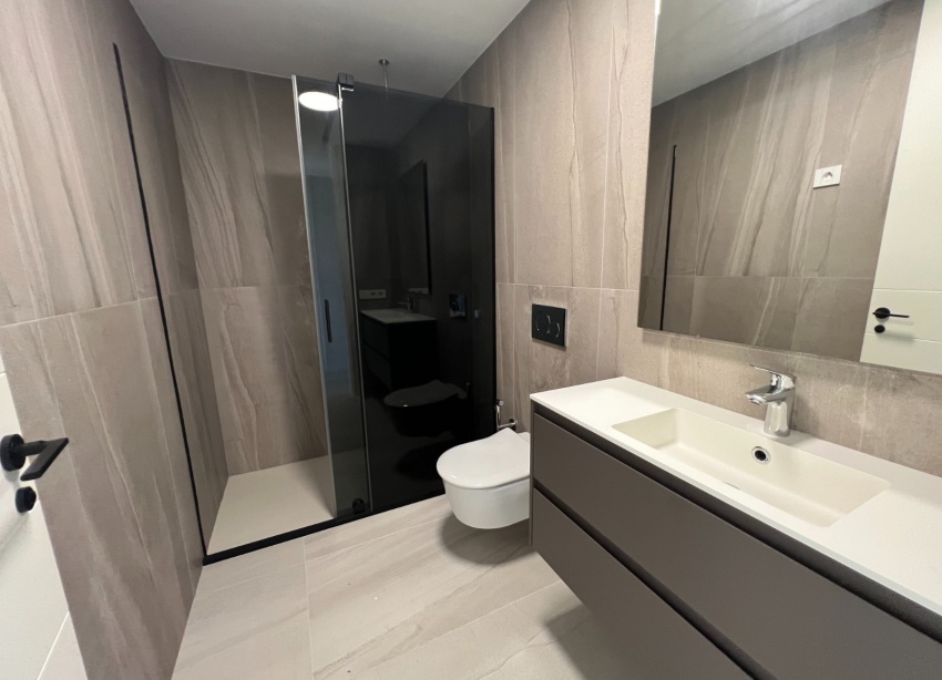 Obra nueva - Apartamento / Dúplex - Guardamar del Segura - Centro