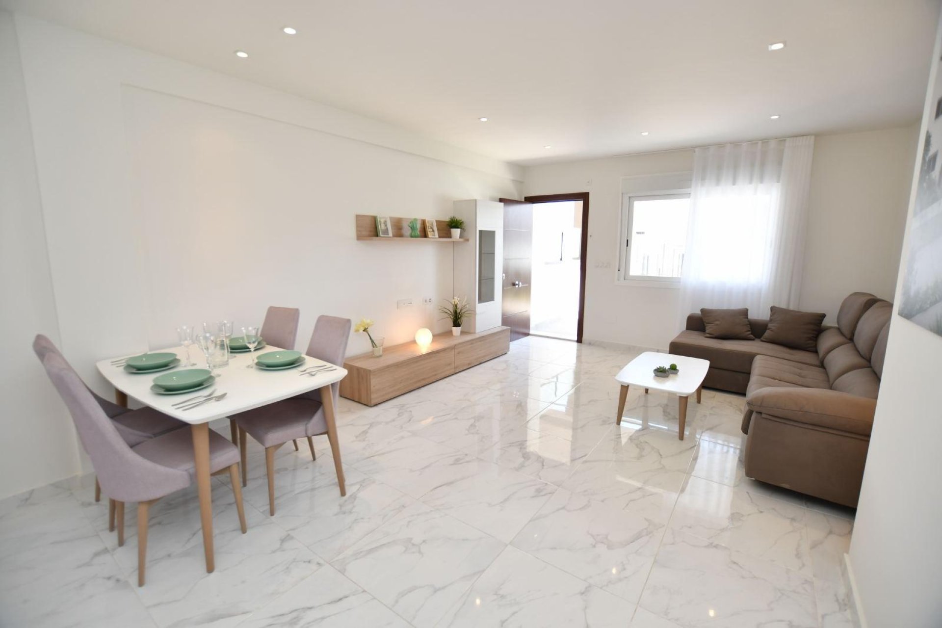 Obra nueva - Apartamento / Dúplex - San Miguel de Salinas