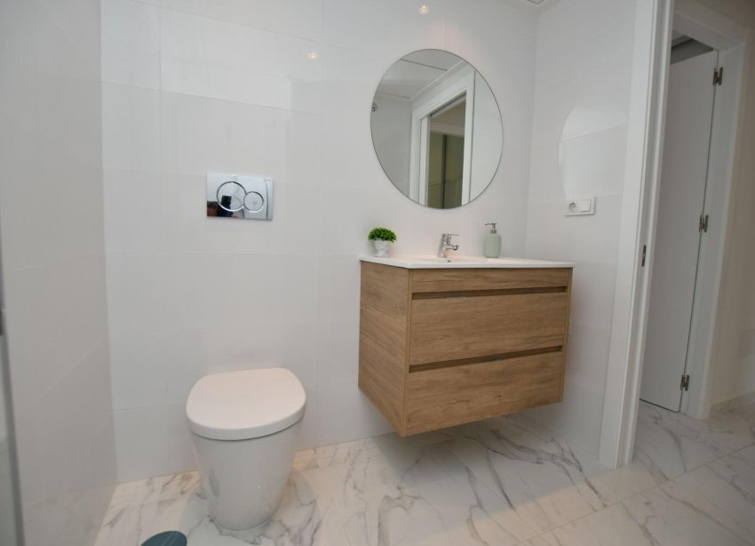 Obra nueva - Apartamento / Dúplex - San Miguel de Salinas