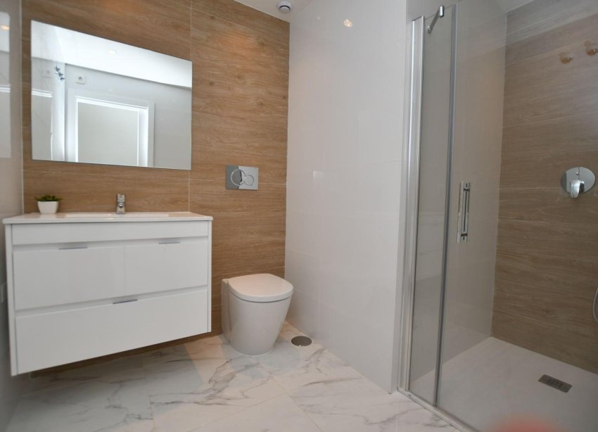 Obra nueva - Apartamento / Dúplex - San Miguel de Salinas
