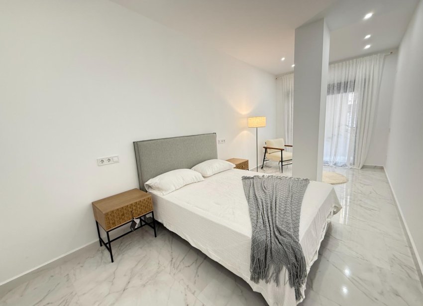 Obra nueva - Apartamento - Torrevieja - Playa del cura