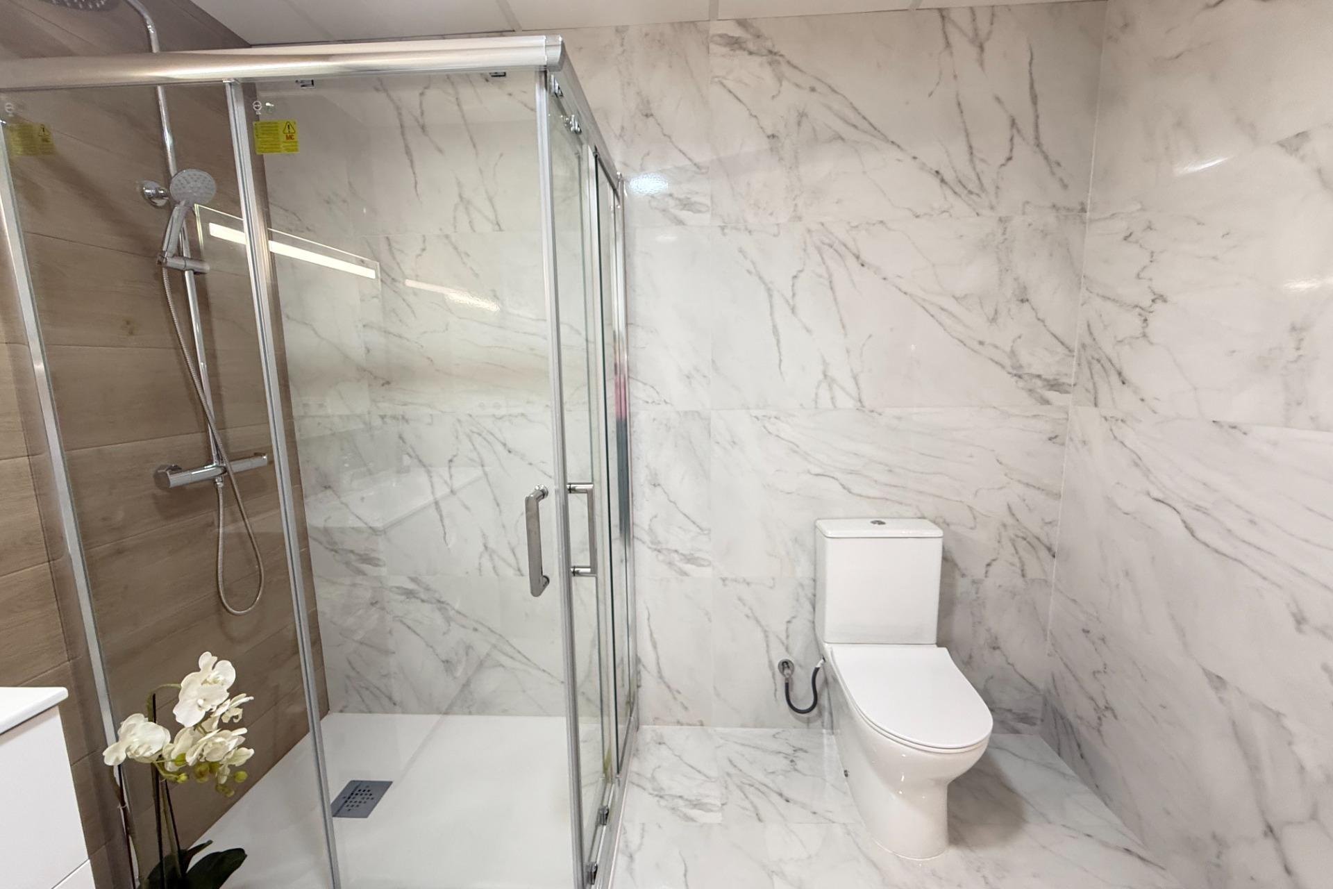 Obra nueva - Apartamento - Torrevieja - Playa del cura