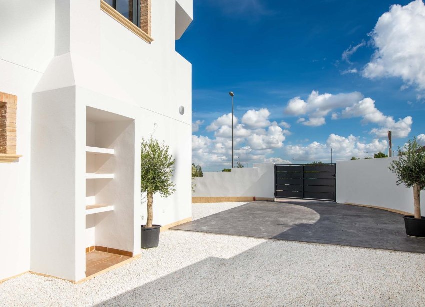 Obra nueva - Bungalow - Cox - San Fernando