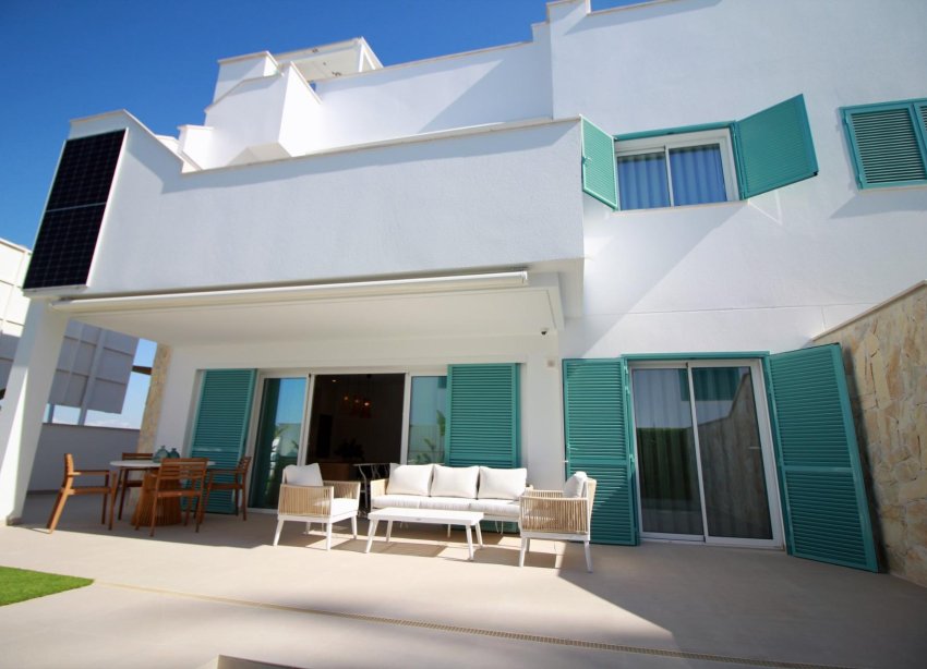 Obra nueva - Bungalow - Pilar de la Horadada - Torre De La Horadada