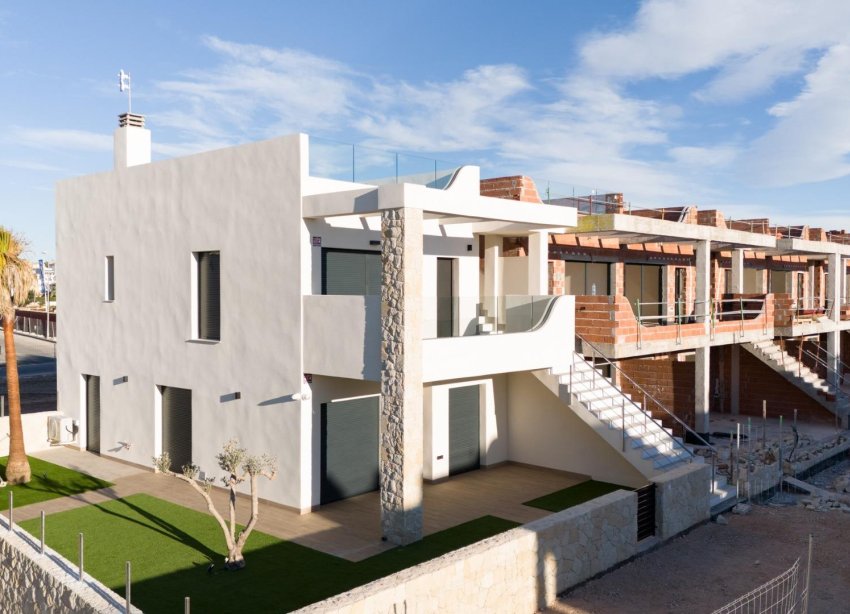Obra nueva - Bungalow - Pilar de la Horadada