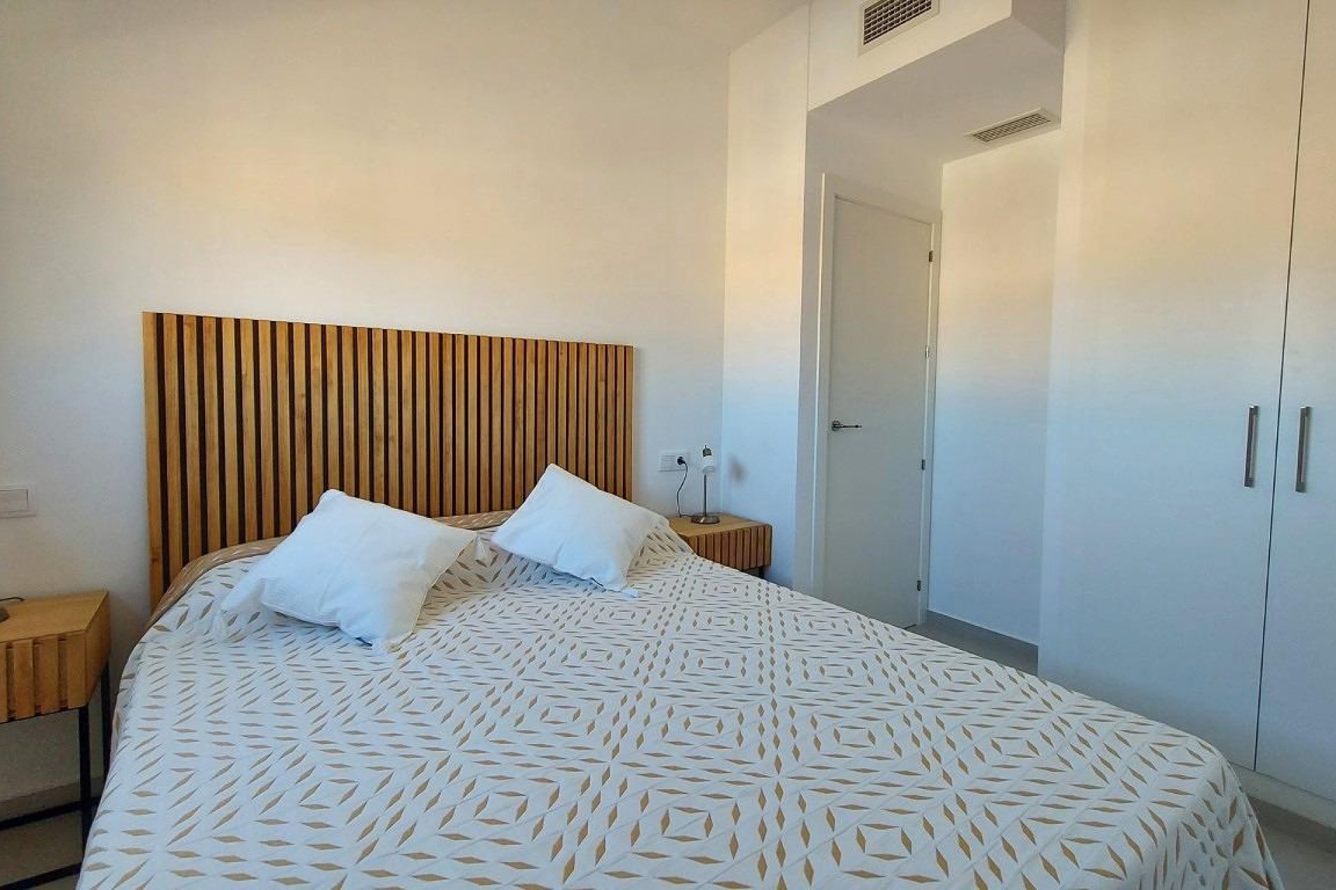 Obra nueva - Bungalow - San Miguel de Salinas