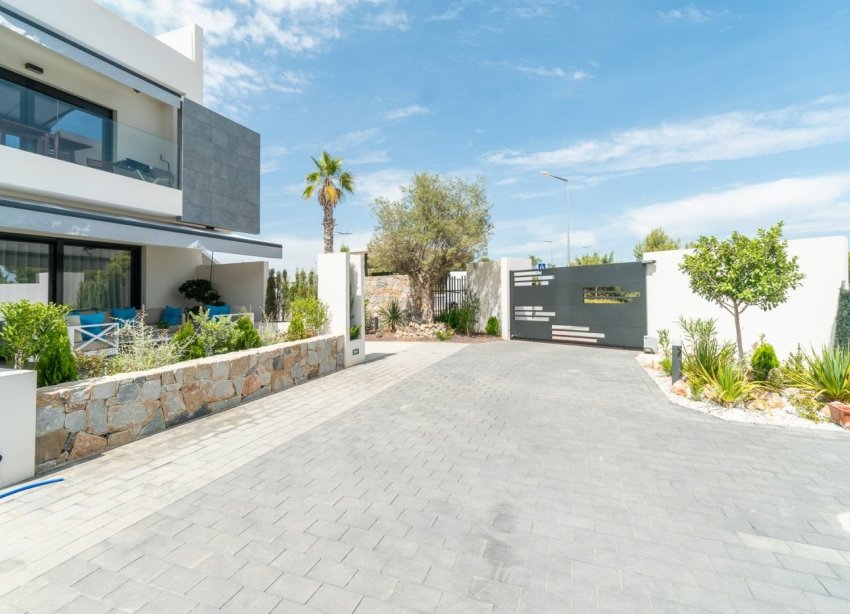 Obra nueva - Bungalow - Torrevieja - Los Balcones