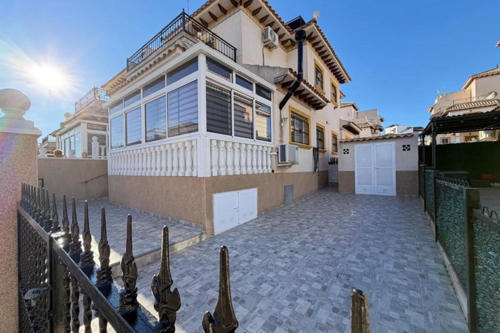 Obra nueva - Casas adosadas - Orihuela