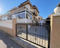 Obra nueva - Casas adosadas - Orihuela