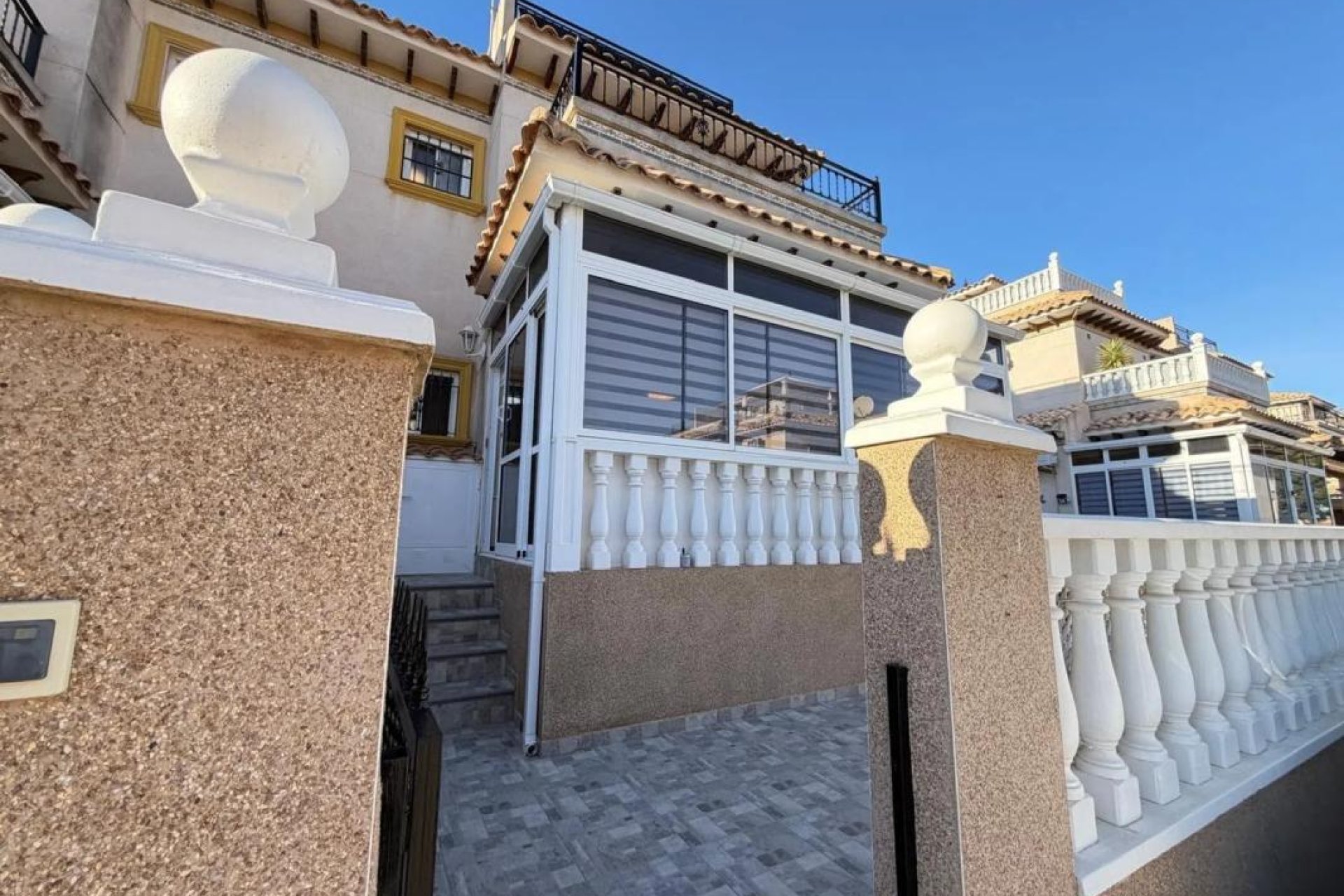 Obra nueva - Casas adosadas - Orihuela