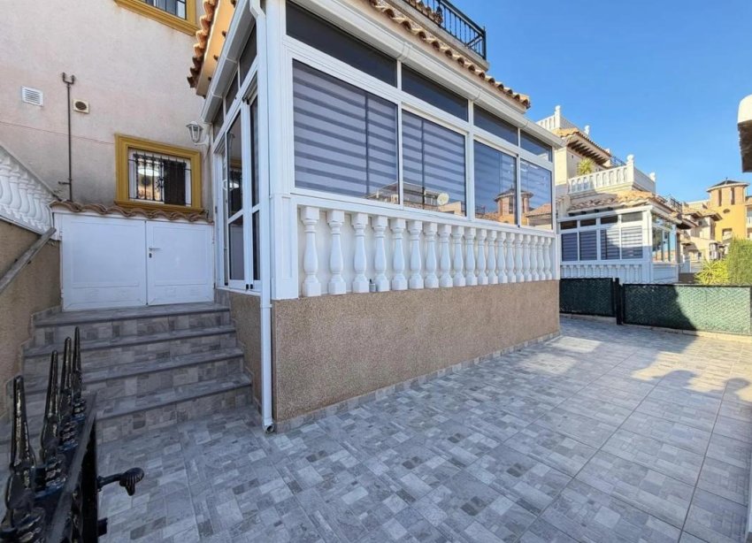 Obra nueva - Casas adosadas - Orihuela