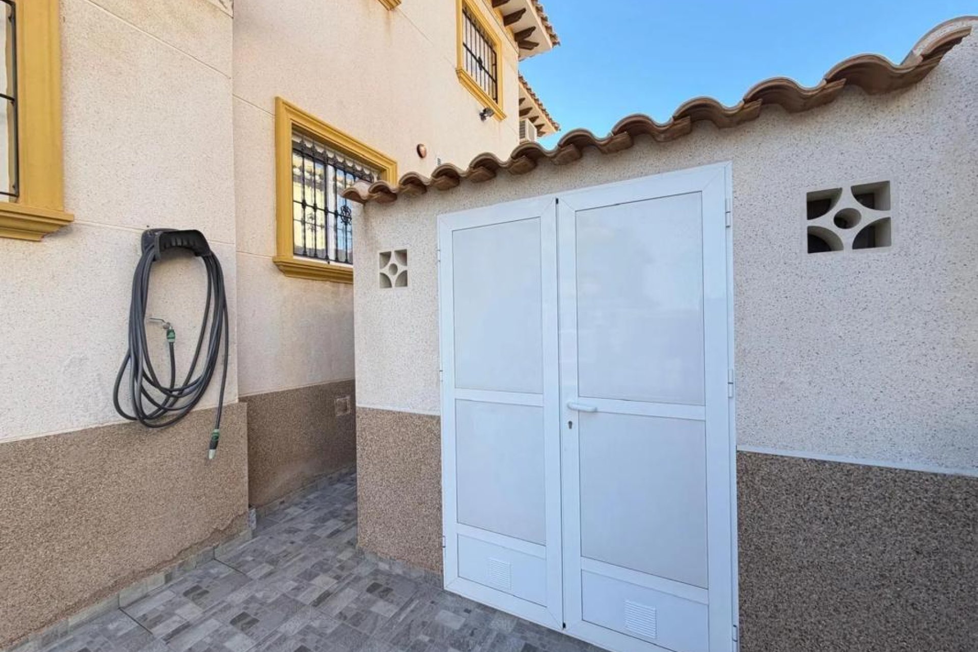 Obra nueva - Casas adosadas - Orihuela