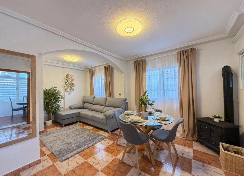 Obra nueva - Casas adosadas - Orihuela