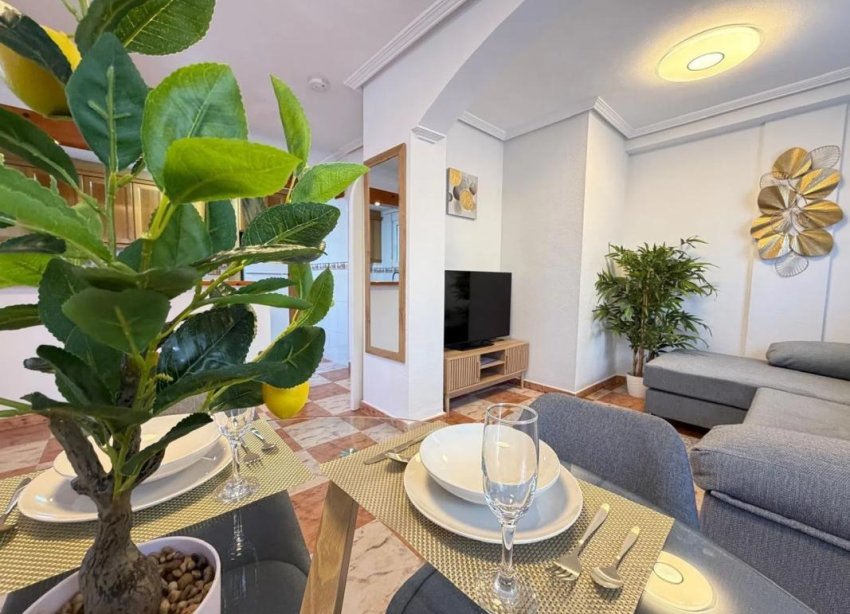 Obra nueva - Casas adosadas - Orihuela