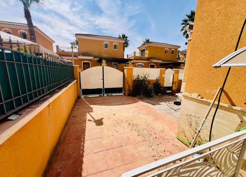 Obra nueva - Casas - Torrevieja