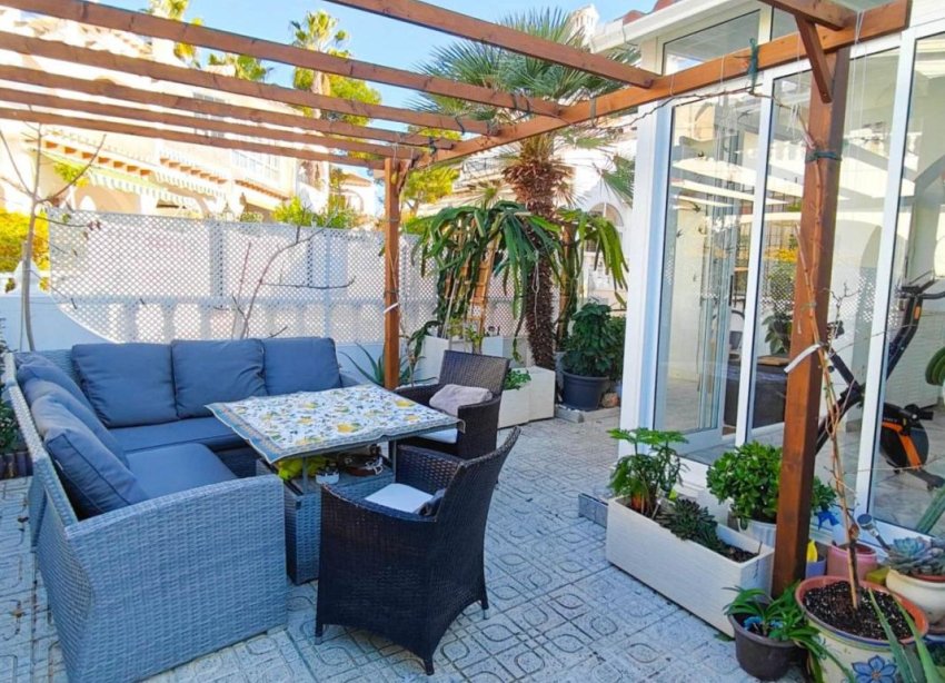 Obra nueva - Chalet independiente - Torrevieja