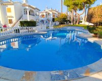 Obra nueva - Chalet independiente - Torrevieja