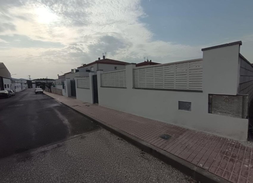 Obra nueva - Urbano - Salinas