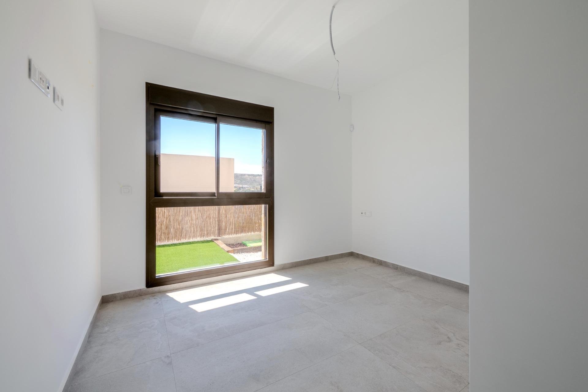 Obra nueva - Villa - Algorfa