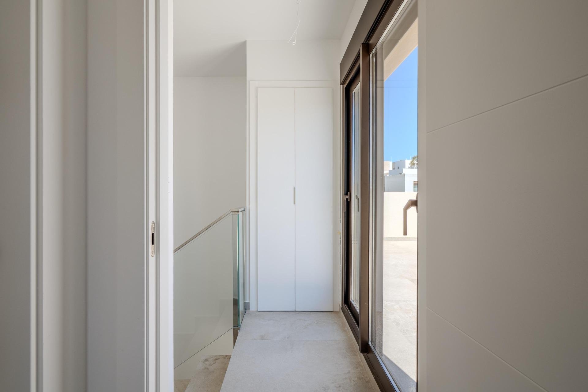 Obra nueva - Villa - Algorfa