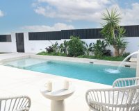 Obra nueva - Villa - Baños y Mendigo