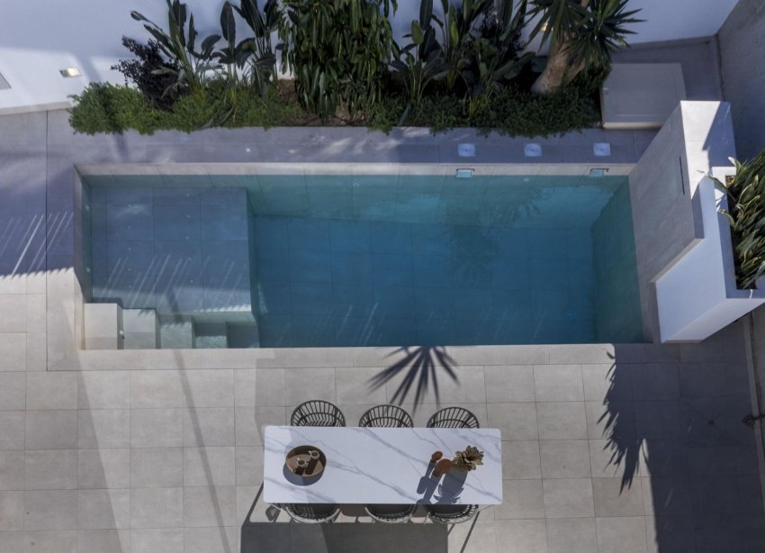 Obra nueva - Villa - Baños y Mendigo