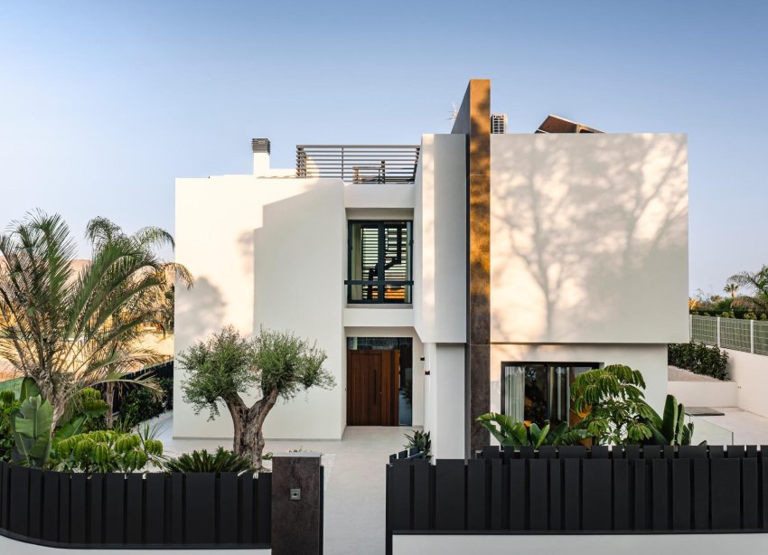 Obra nueva - Villa - Benidorm - Pueblo Levante