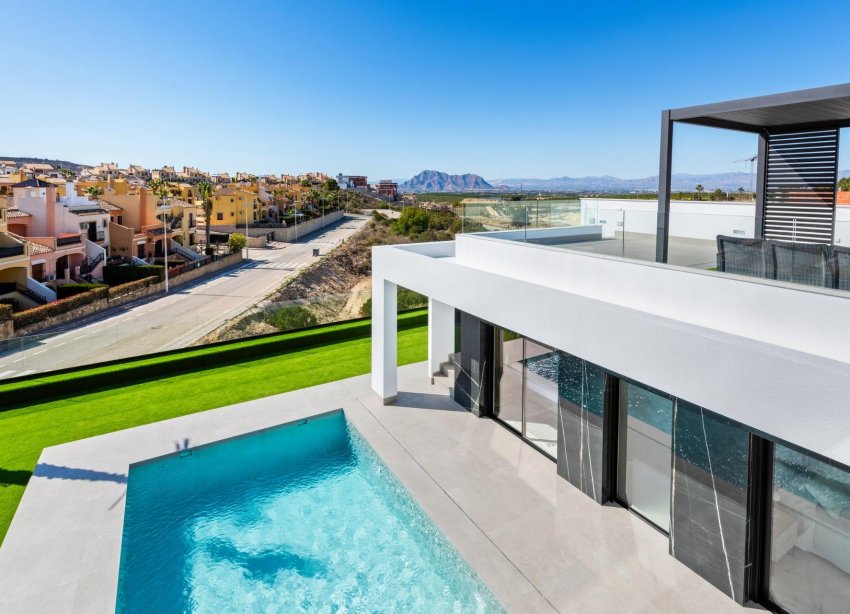 Obra nueva - Villa / Casa - Algorfa