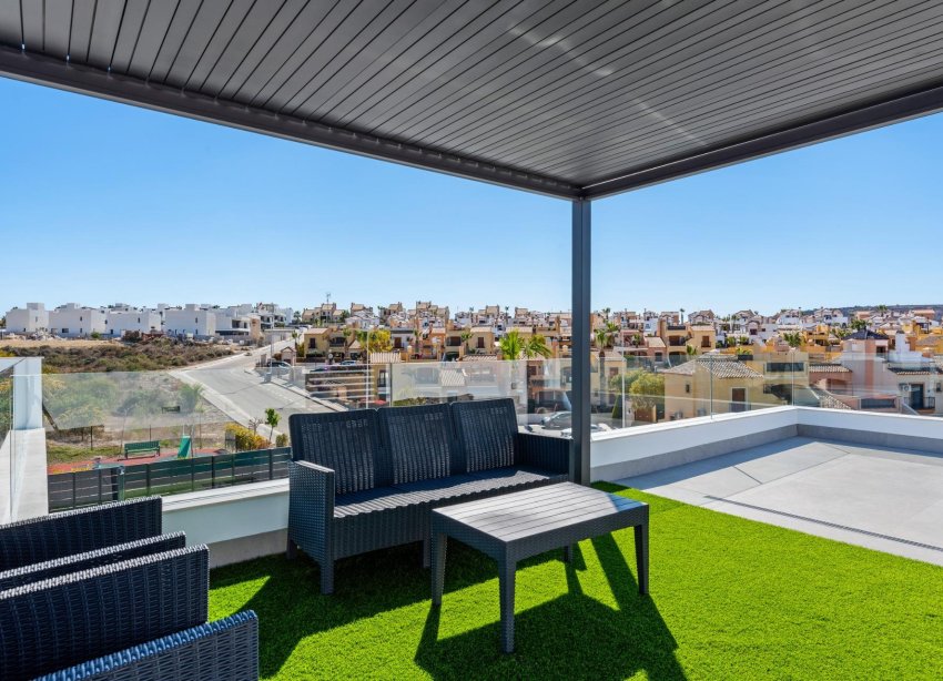 Obra nueva - Villa / Casa - Algorfa