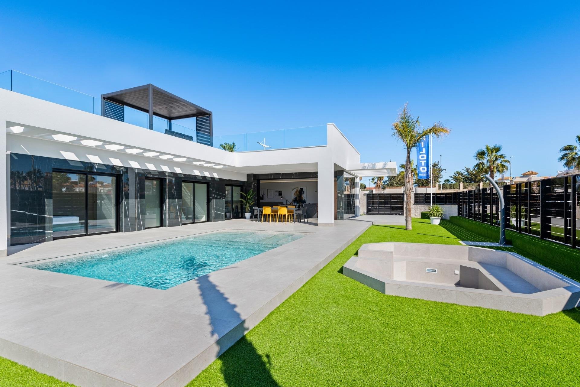 Obra nueva - Villa / Casa - Algorfa
