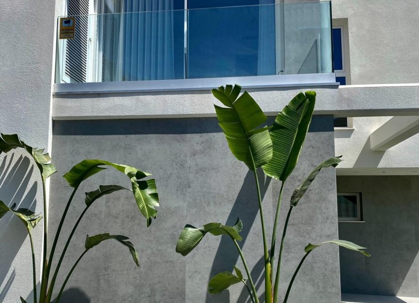 Obra nueva - Villa / Casa - Finestrat