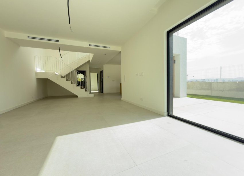 Obra nueva - Villa / Casa - Finestrat