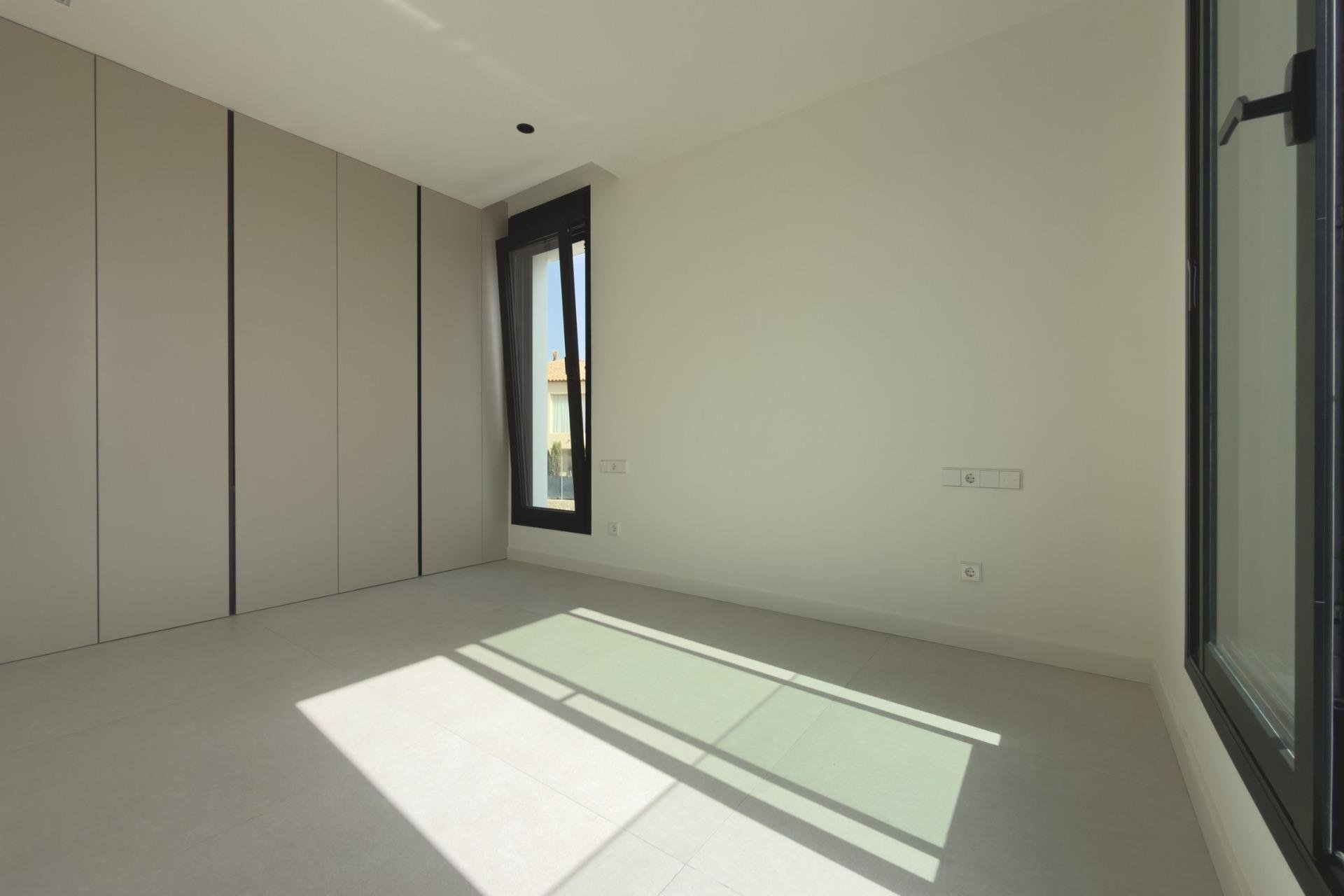 Obra nueva - Villa / Casa - Finestrat