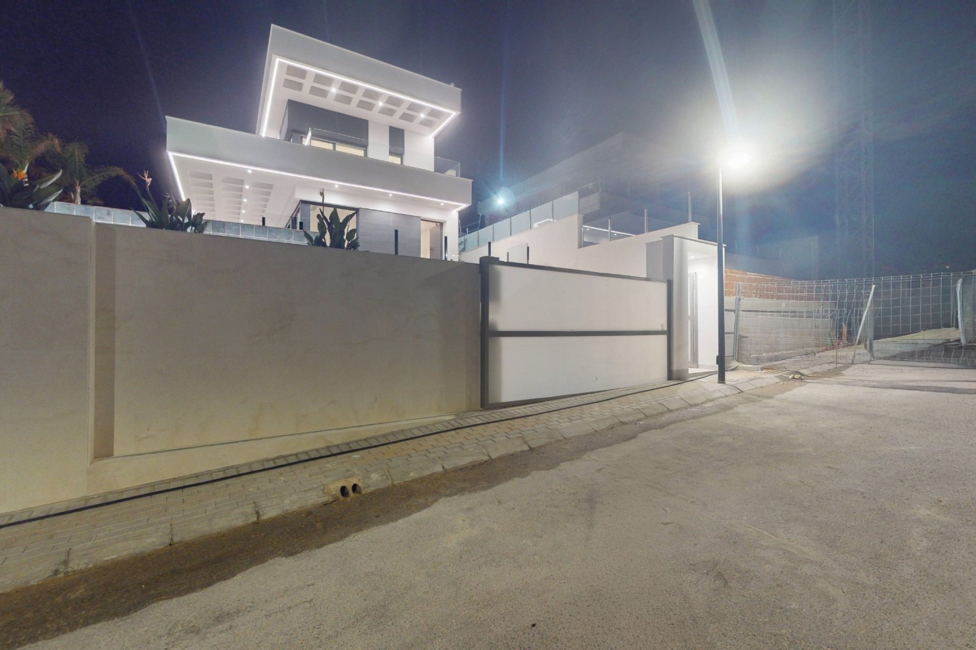 Obra nueva - Villa / Casa - Finestrat