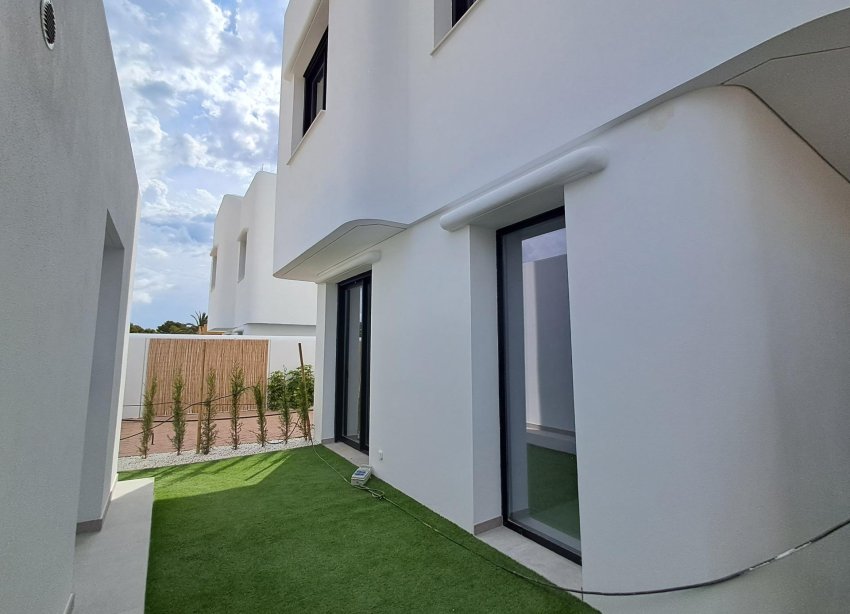 Obra nueva - Villa / Casa - L'alfas Del Pi - Alfas del Pí