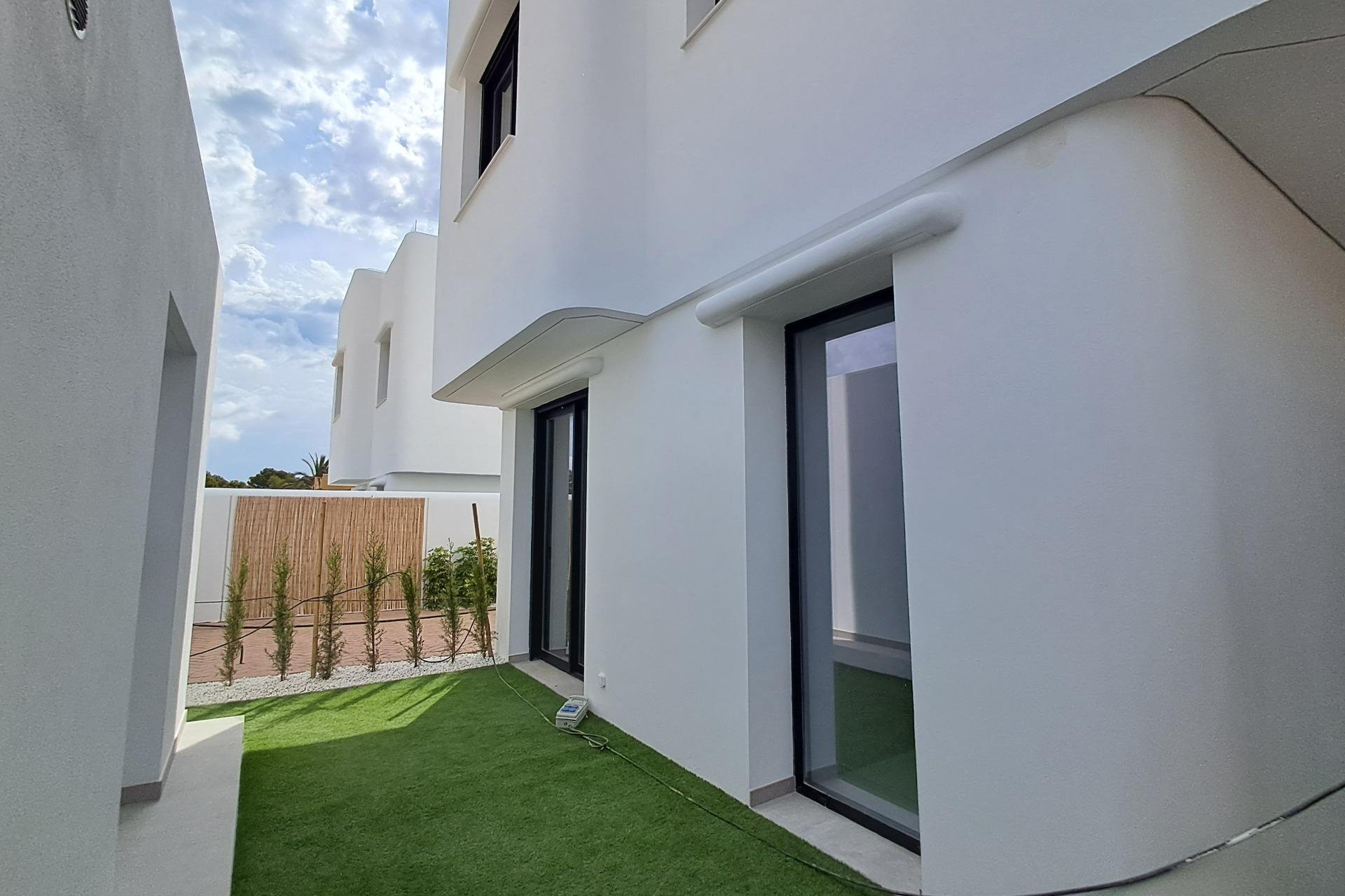 Obra nueva - Villa / Casa - L'alfas Del Pi - Alfas del Pí