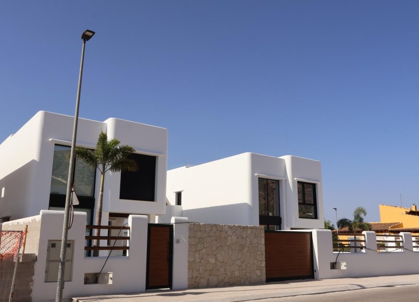 Obra nueva - Villa / Casa - L'alfas Del Pi - Alfas del Pí