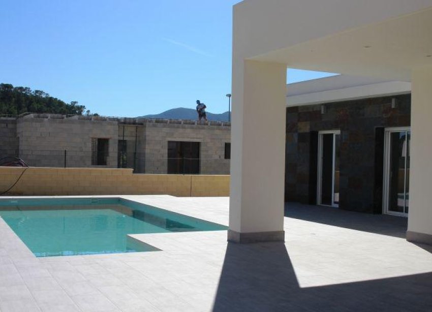 Obra nueva - Villa / Casa - La Romana