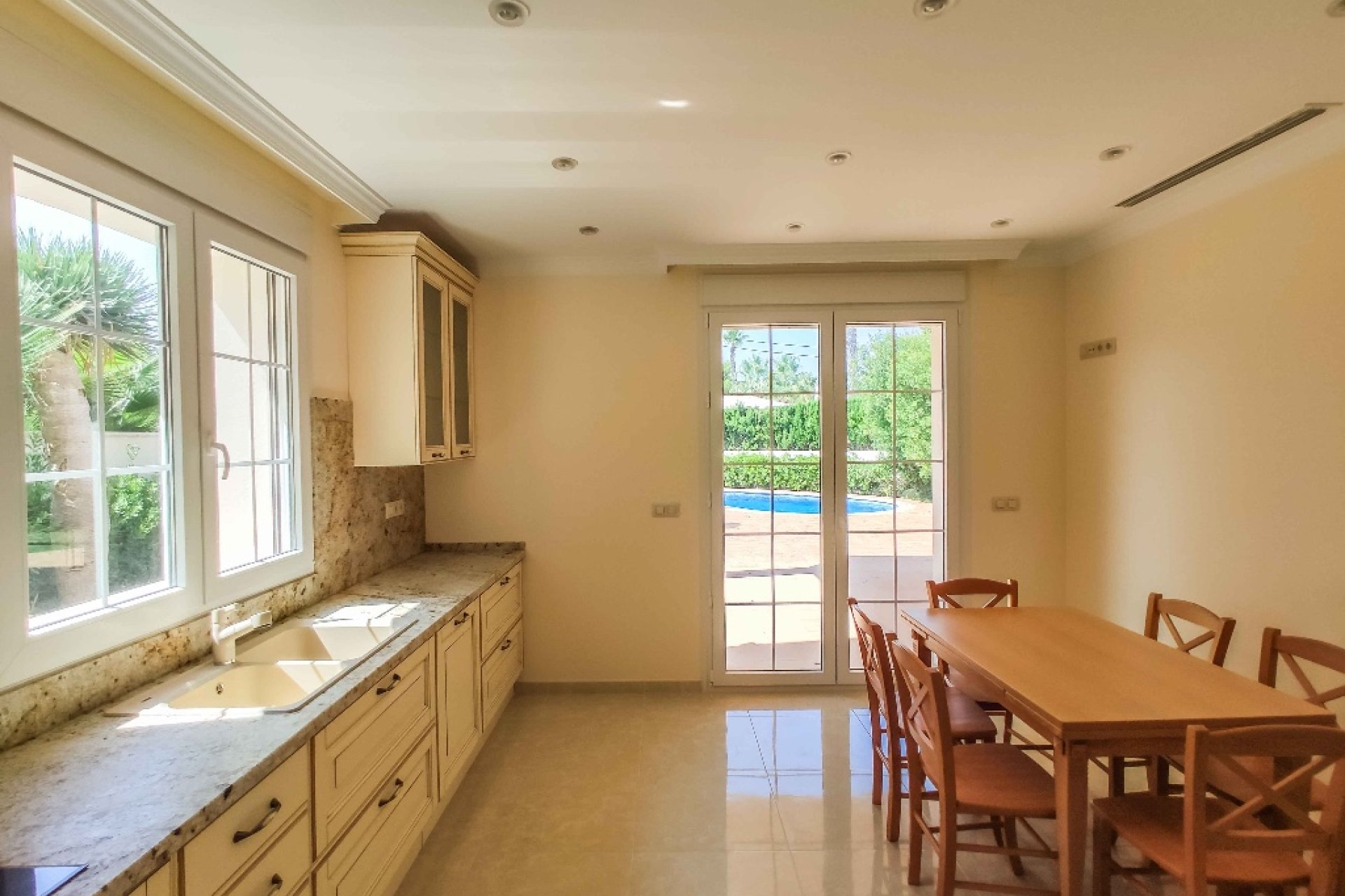 Obra nueva - Villa / Casa - Orihuela Costa - Cabo Roig