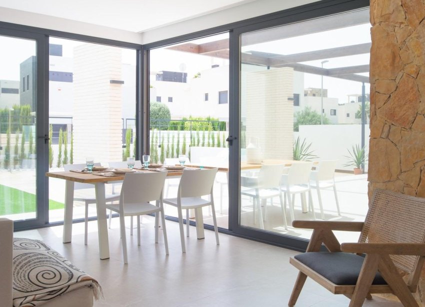Obra nueva - Villa / Casa - Orihuela Costa