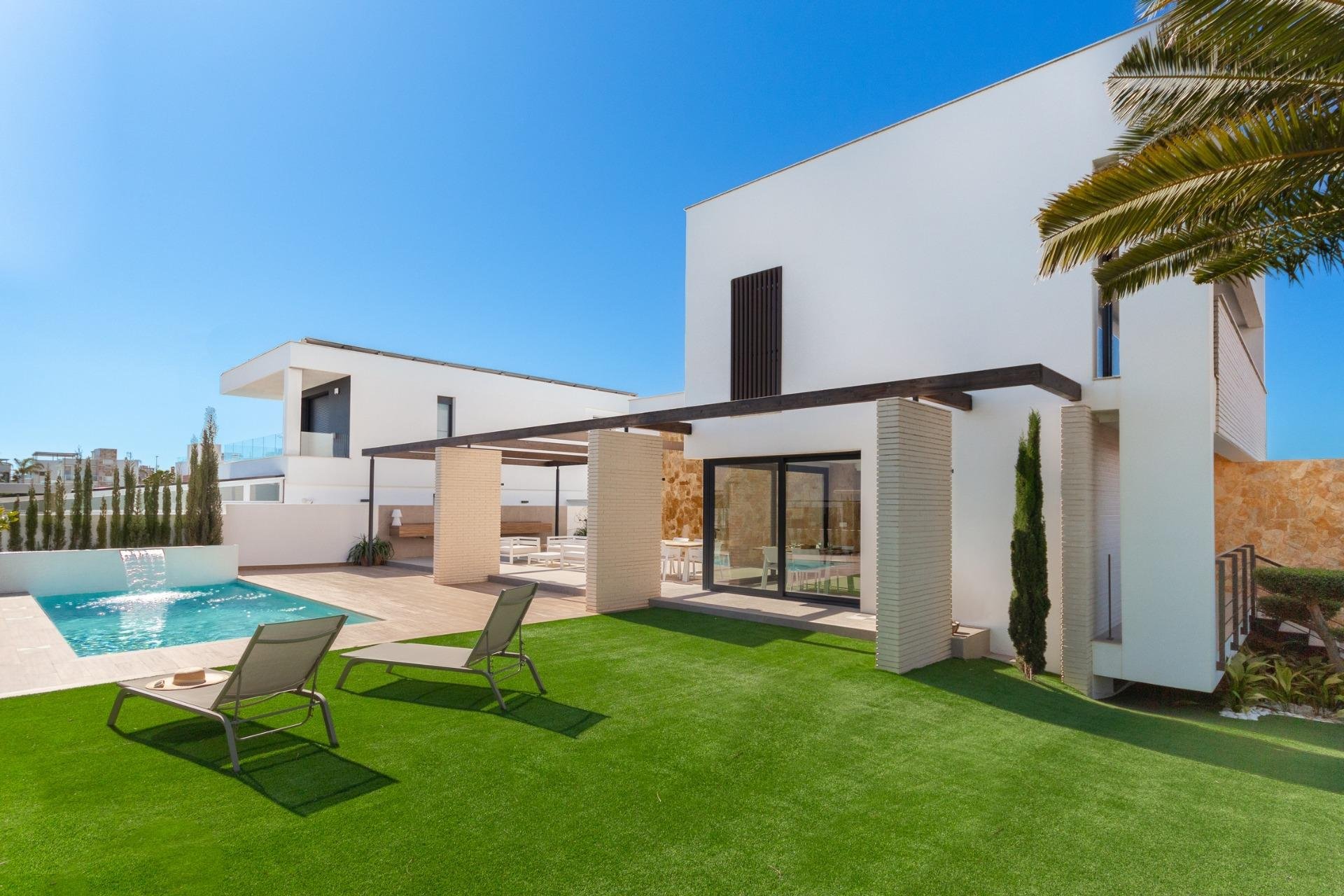 Obra nueva - Villa / Casa - Orihuela Costa