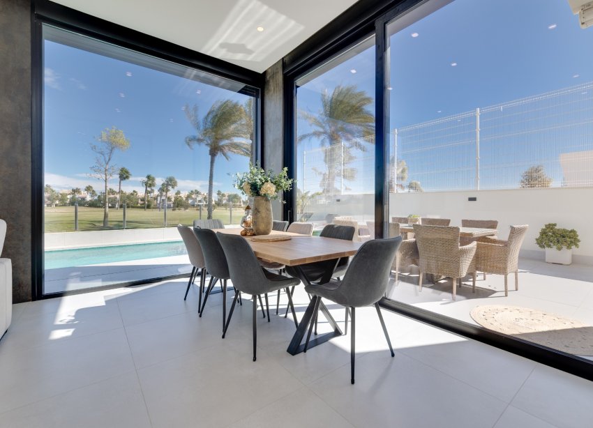 Obra nueva - Villa / Casa - Pilar de la Horadada - Roda Golf
