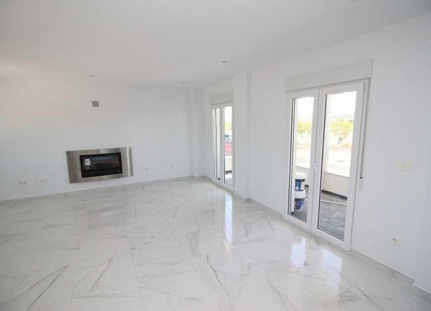 Obra nueva - Villa / Casa - Pinoso