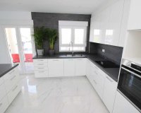 Obra nueva - Villa / Casa - Pinoso